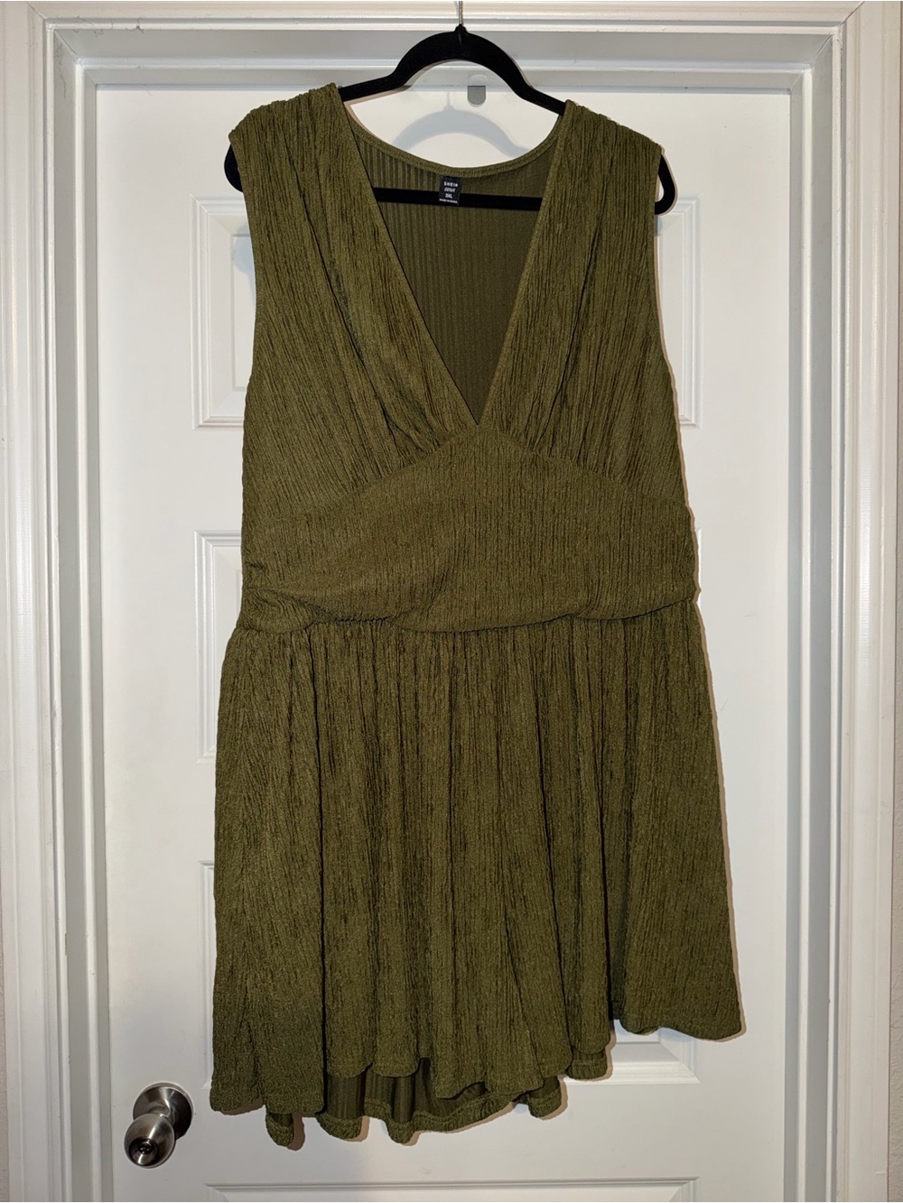 SHEIN Olive Green Textured V‑Neck Mini Dress